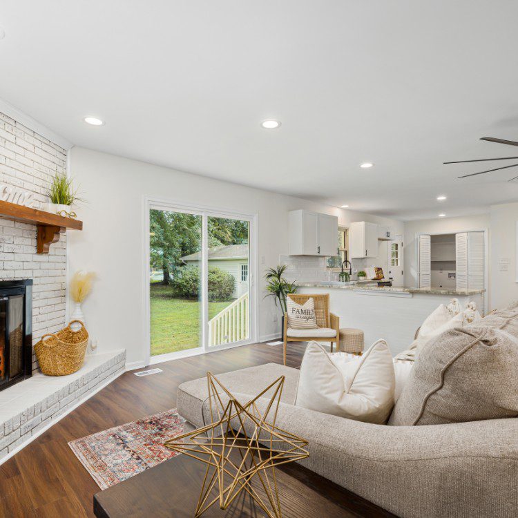 Description Description